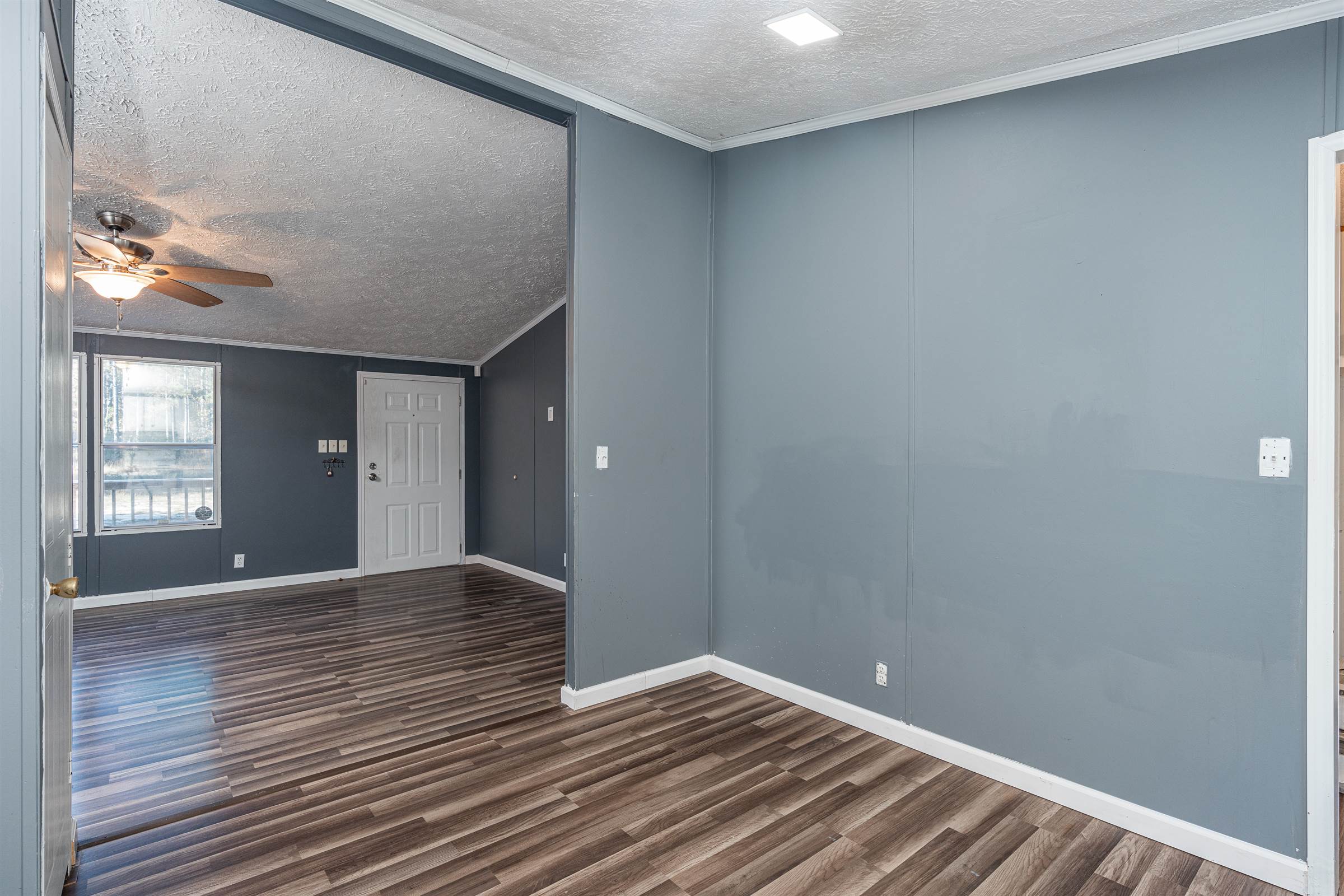 626 Old Barnwell, West Columbia, SC 29170