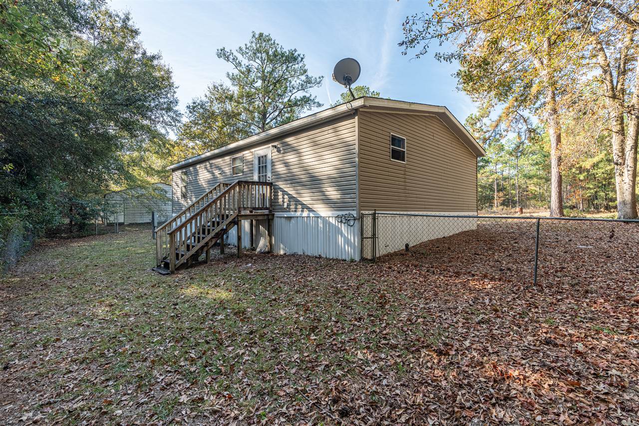 626 Old Barnwell, West Columbia, SC 29170
