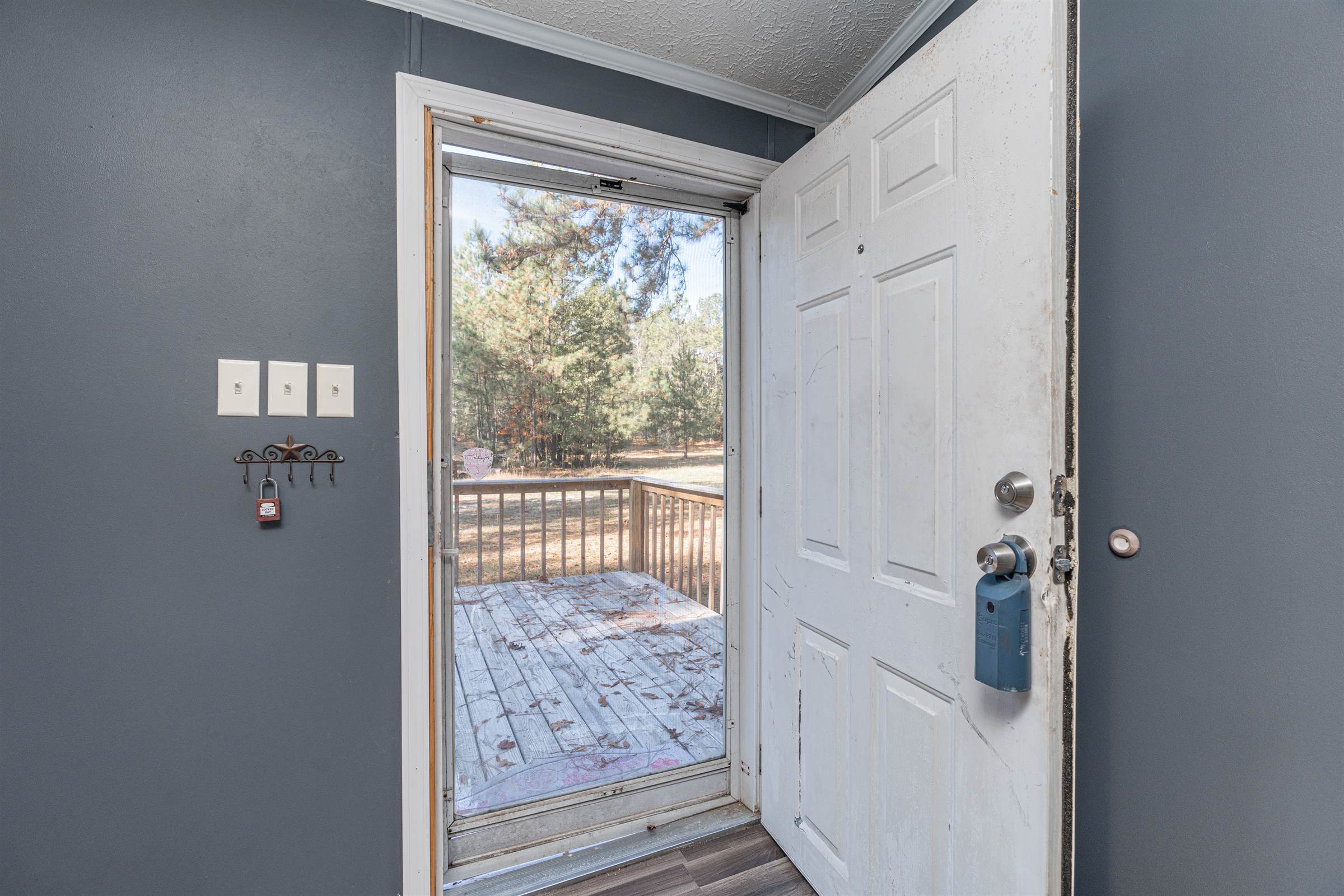 626 Old Barnwell, West Columbia, SC 29170