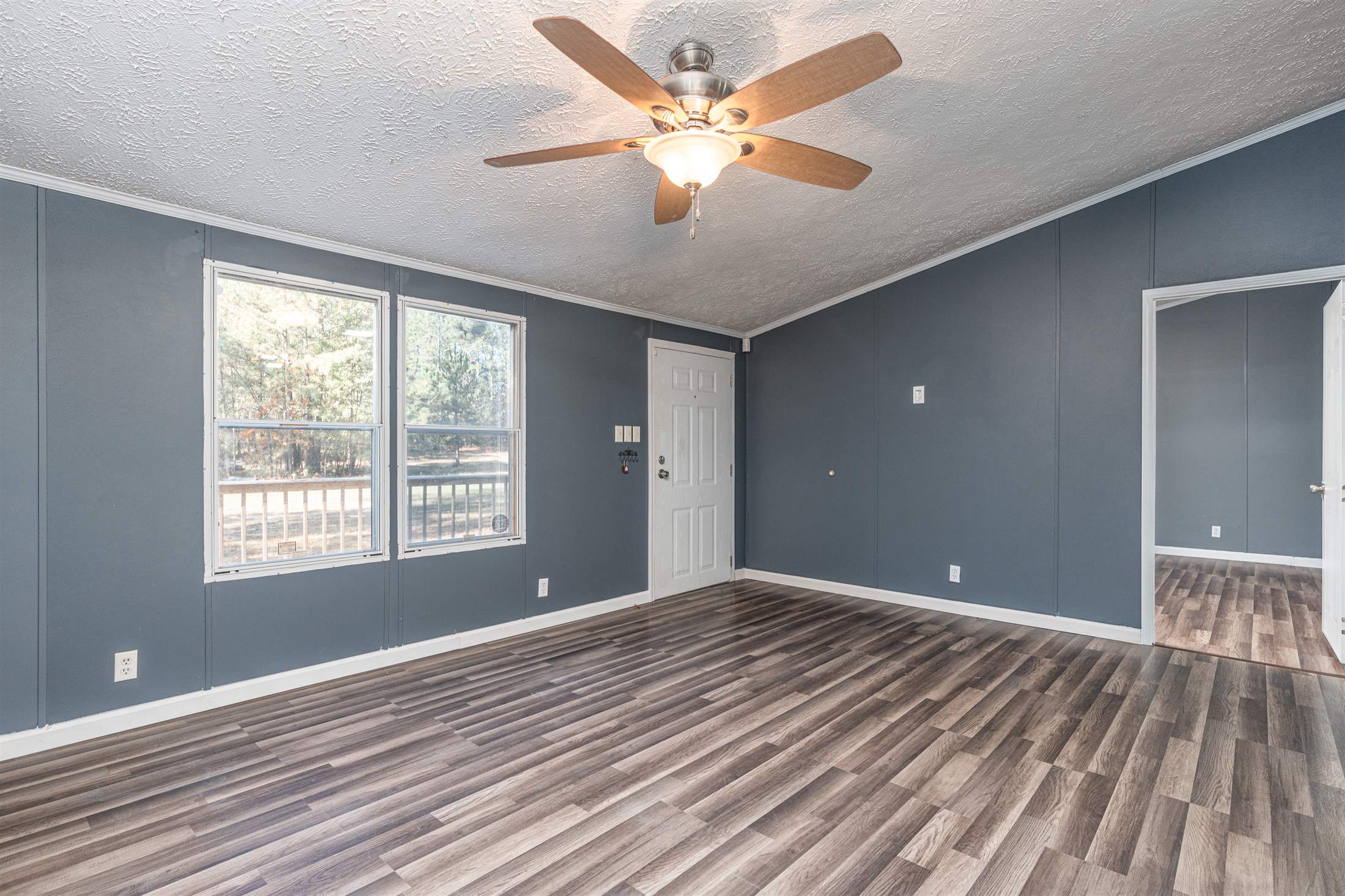 626 Old Barnwell, West Columbia, SC 29170