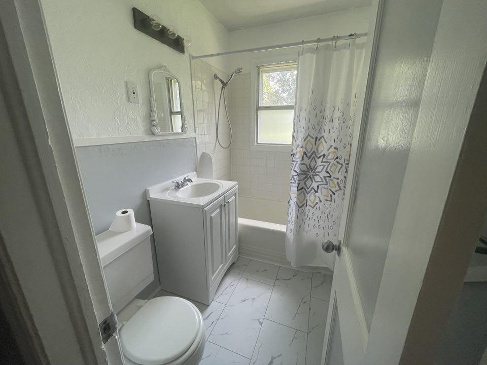 1608 NW Smith Ave, Lawton, OK 73507