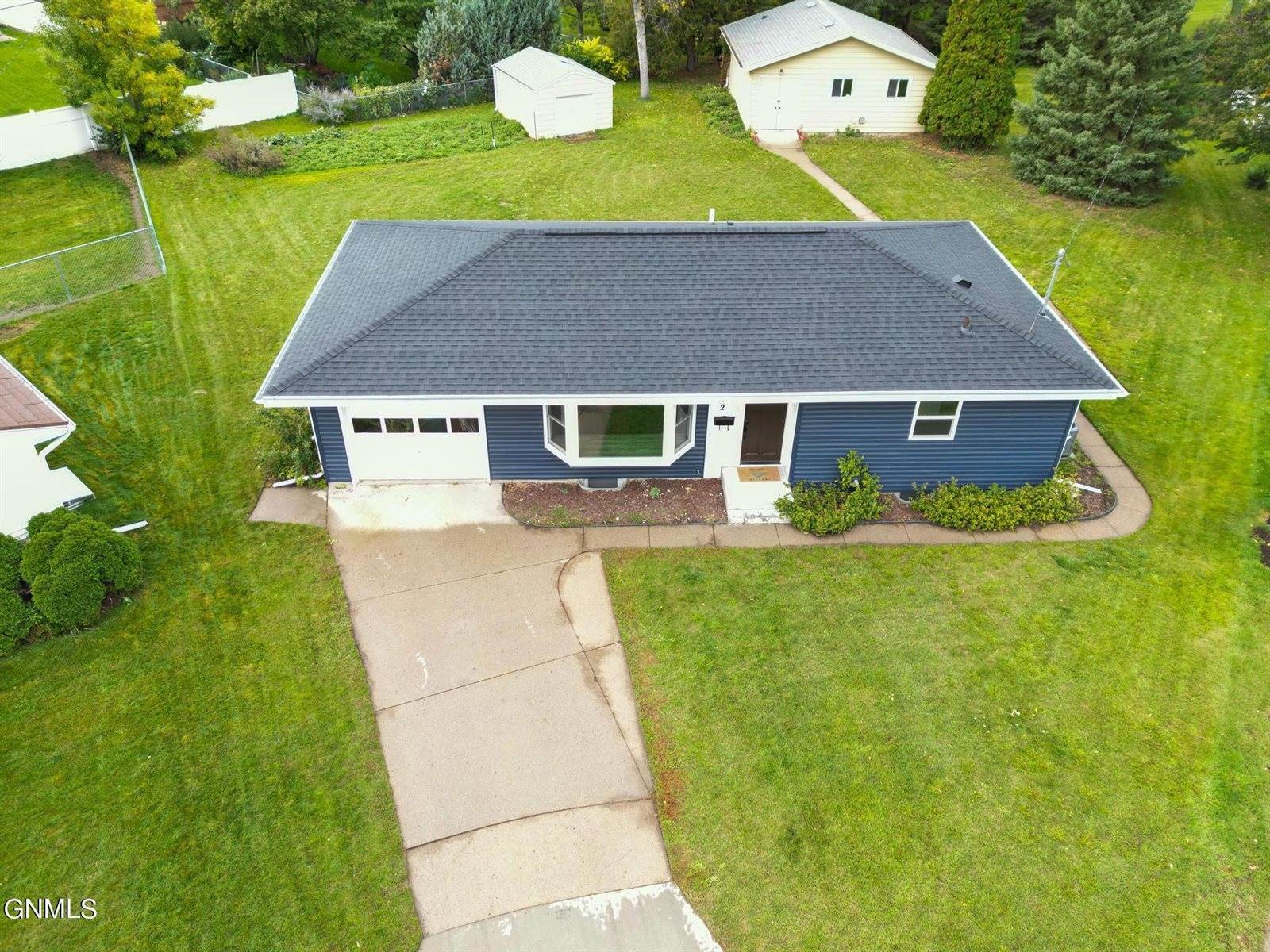 1222 Victory Place, Bismarck, ND 58501