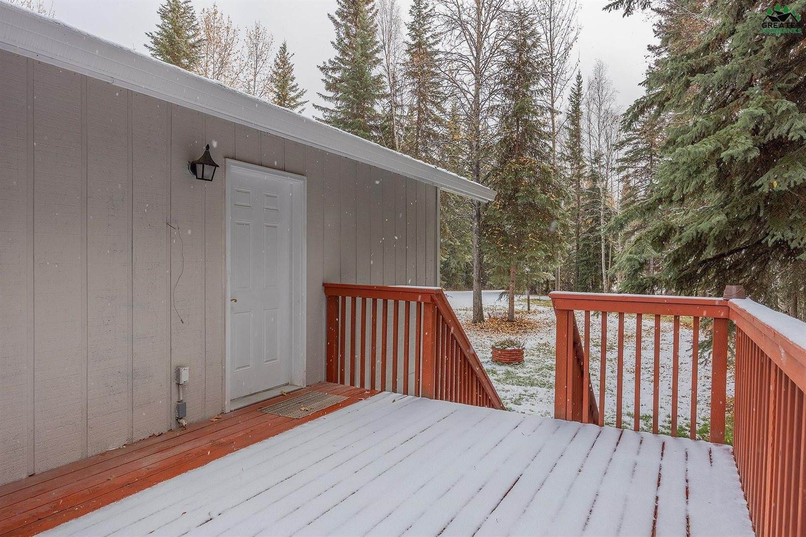 2710 Rainbow Trout Court, North Pole, AK 99705