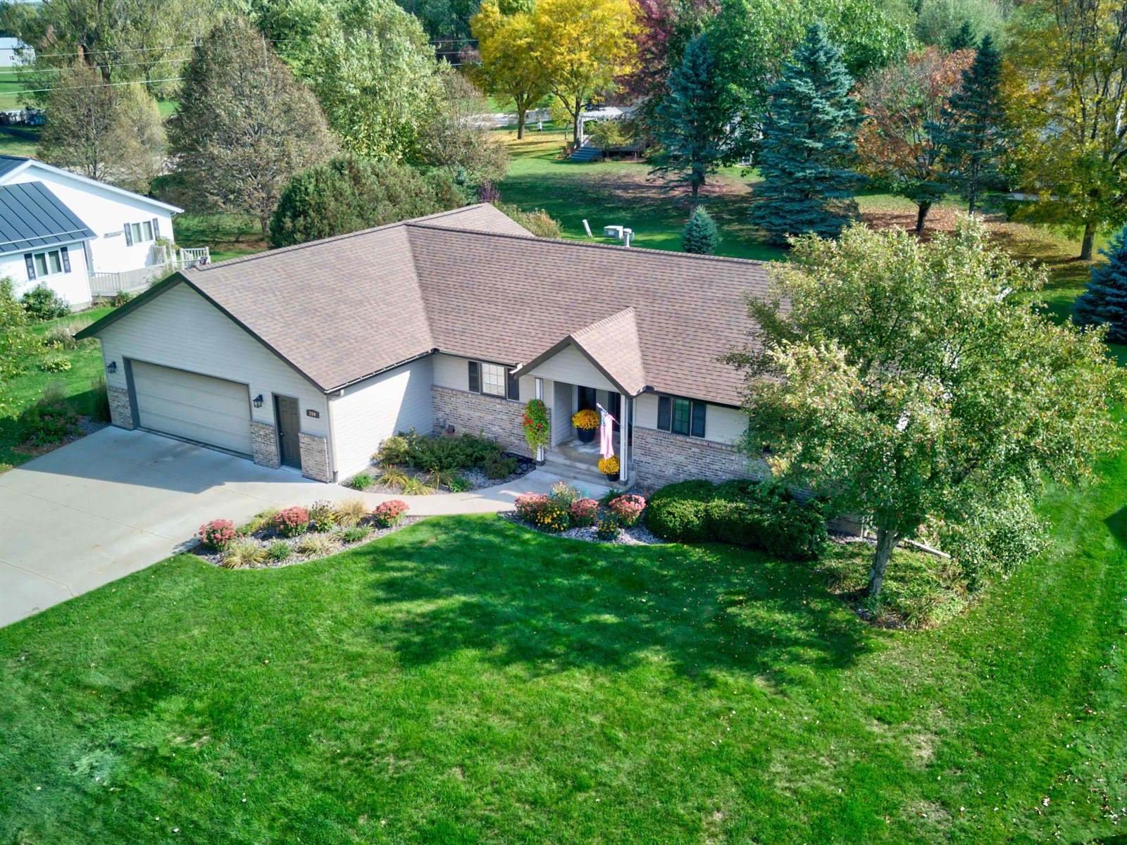 209 Larch Avenue, Marshfield, WI 54449