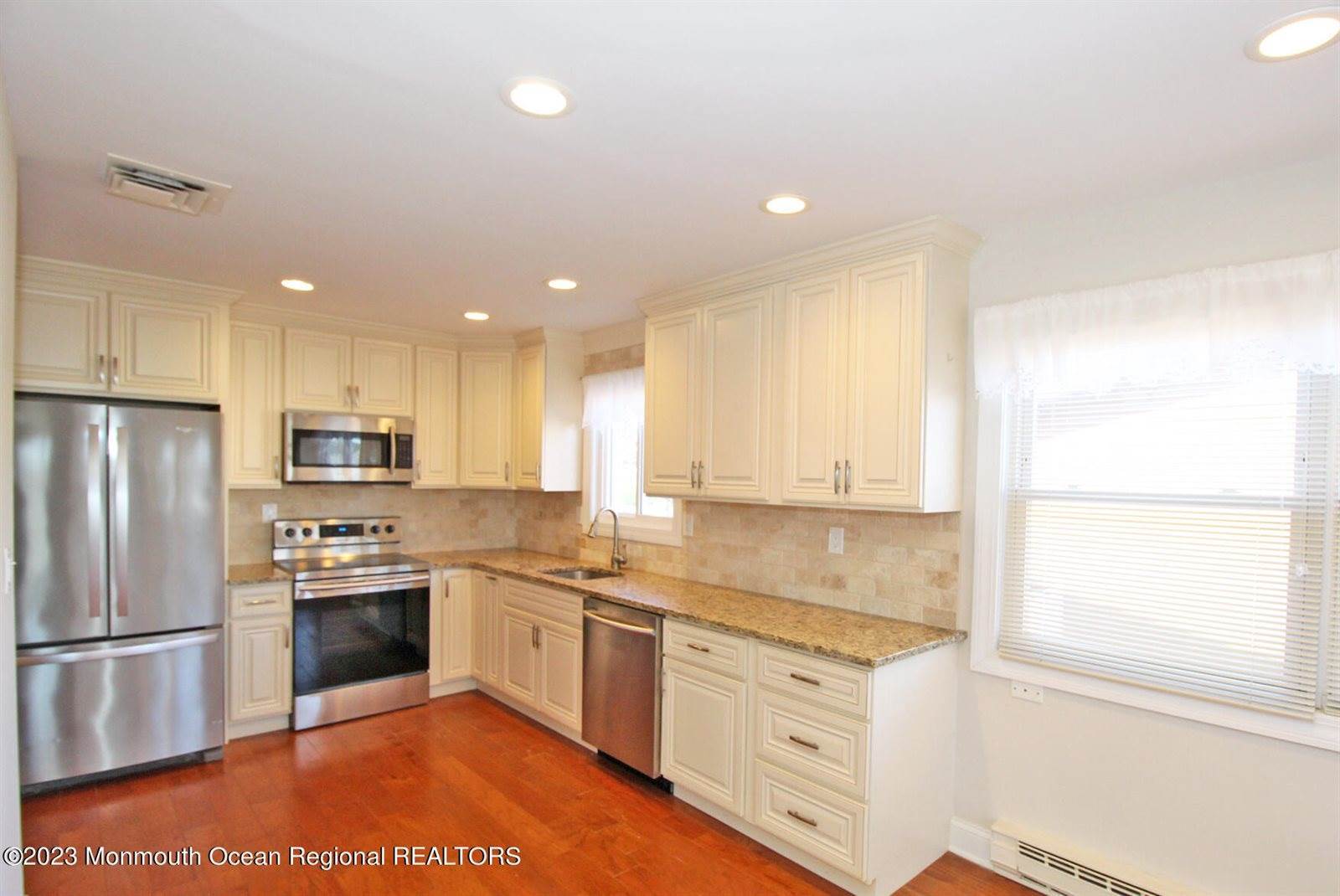 37 Tony Court, Brick, NJ 08724