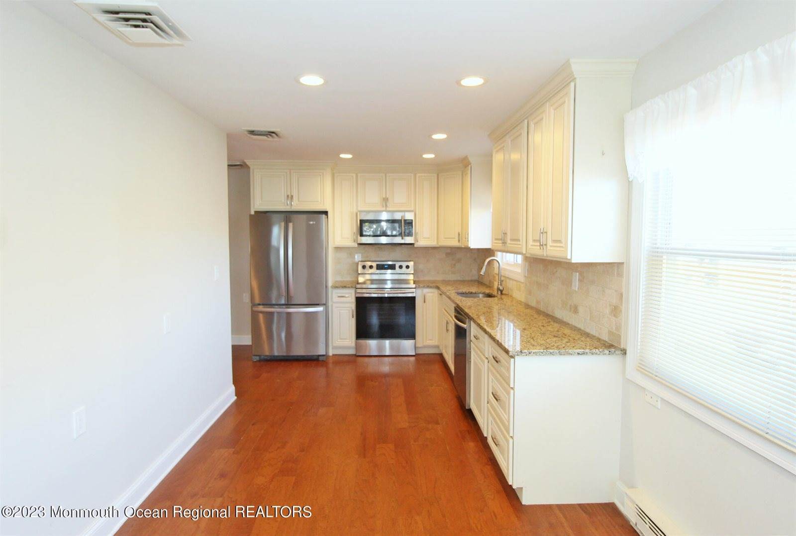 37 Tony Court, Brick, NJ 08724