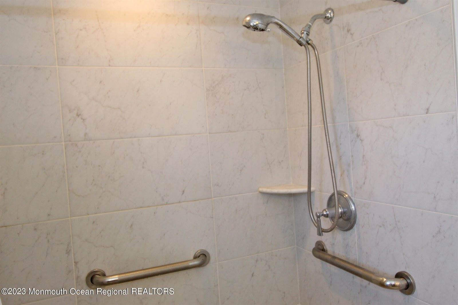 37 Tony Court, Brick, NJ 08724