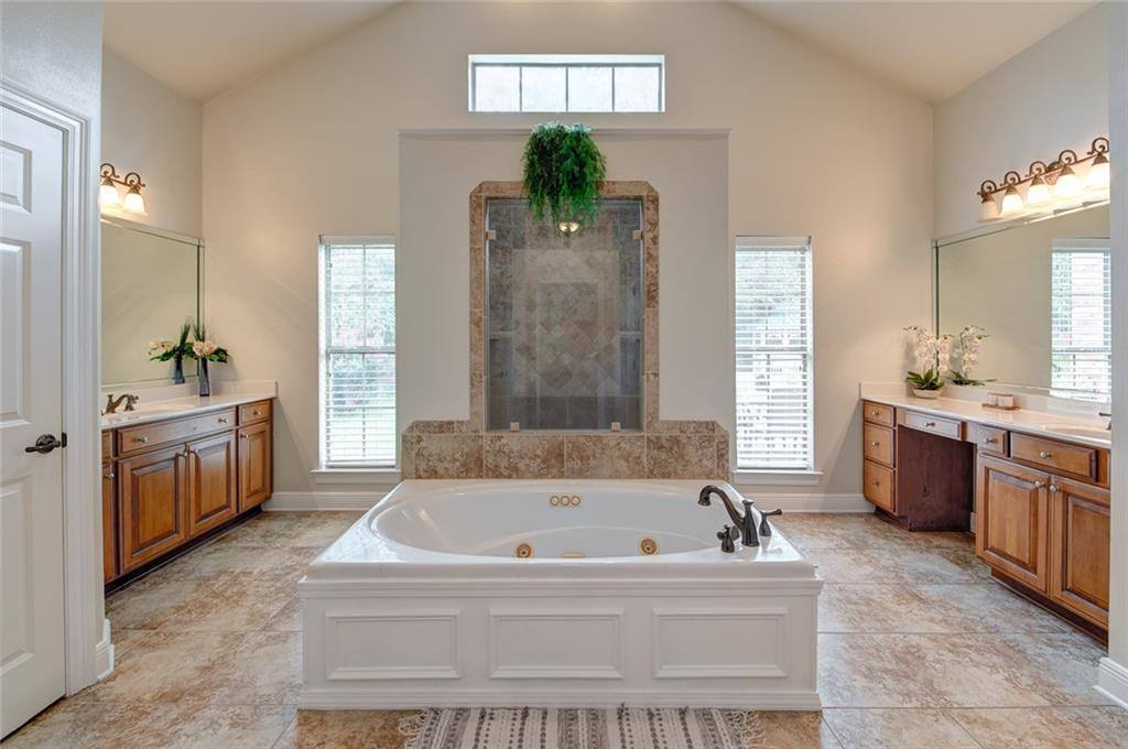 385 Pencarrow Circle, Madisonville, LA 70447