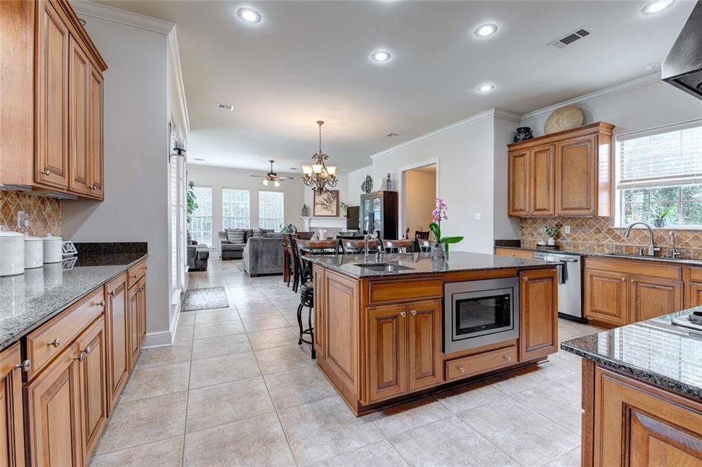 385 Pencarrow Circle, Madisonville, LA 70447