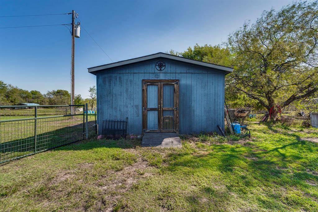 14070 NW County Road 190, Rice, TX 75155