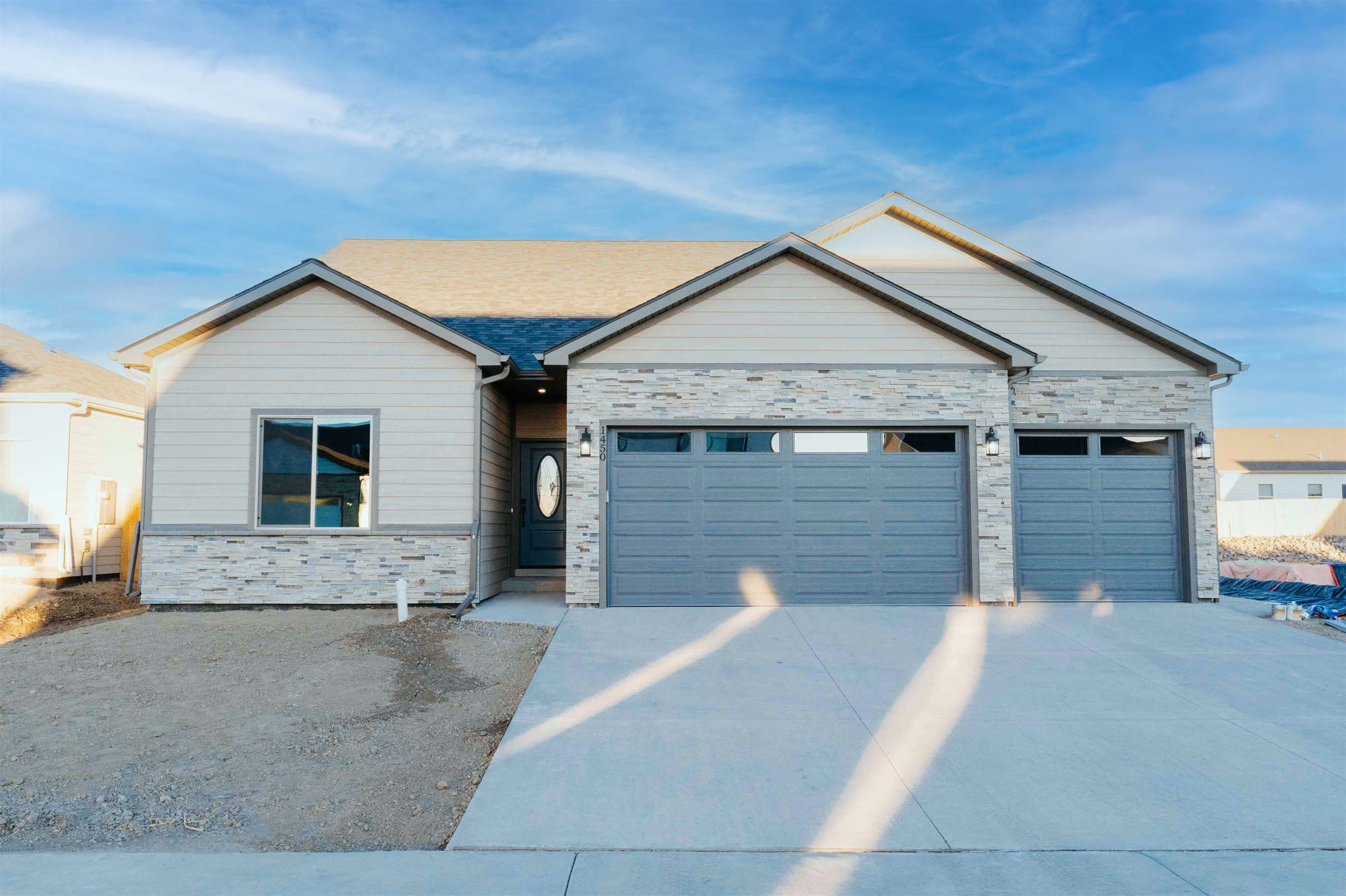 1450 Excelsior Creek Avenue, Montrose, CO 81401