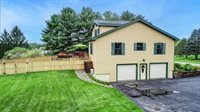 32 Meadow Lane, Brewer, ME 04412