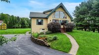 32 Meadow Lane, Brewer, ME 04412