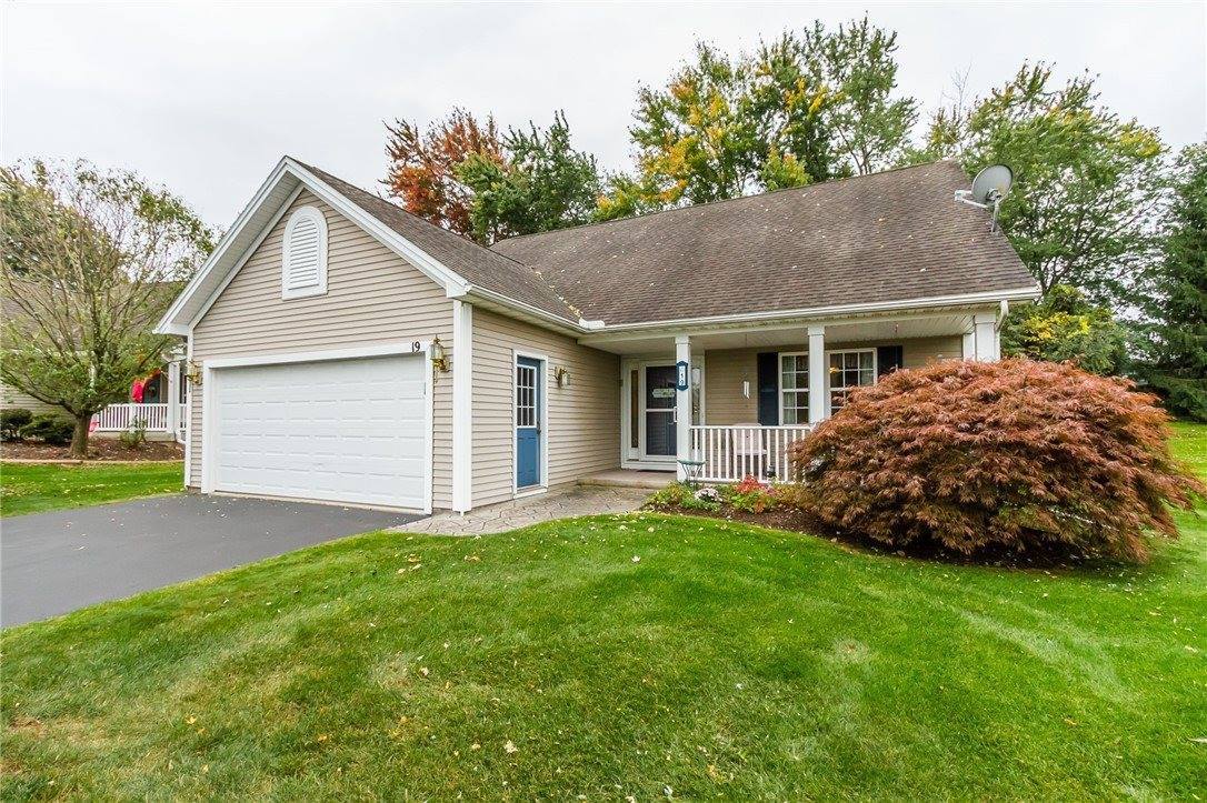 19 Winter Rdg Ridge, Ogden, NY 14559