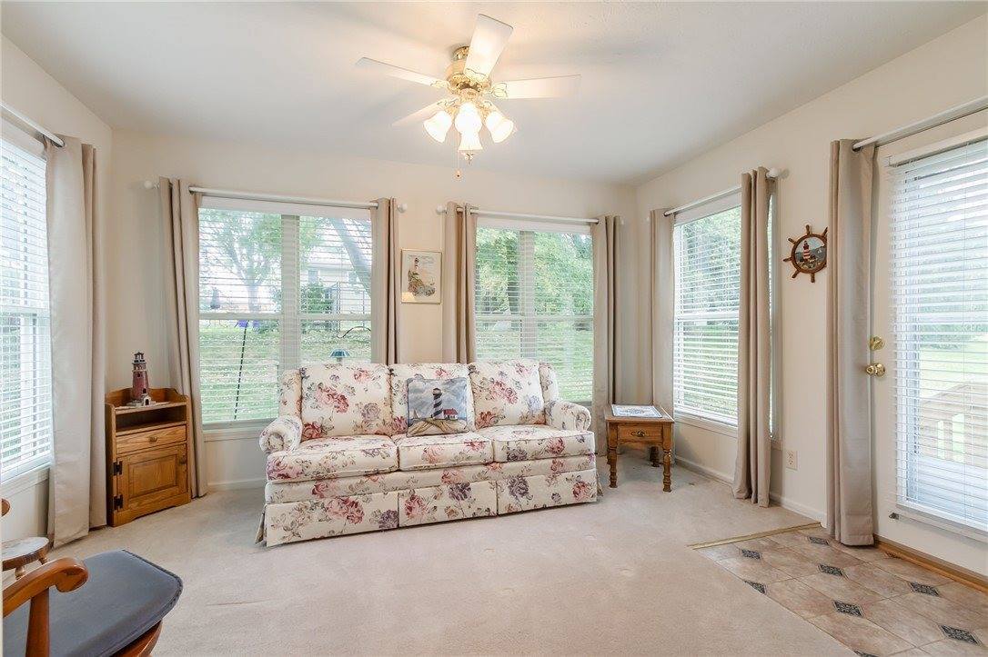 19 Winter Rdg Ridge, Ogden, NY 14559