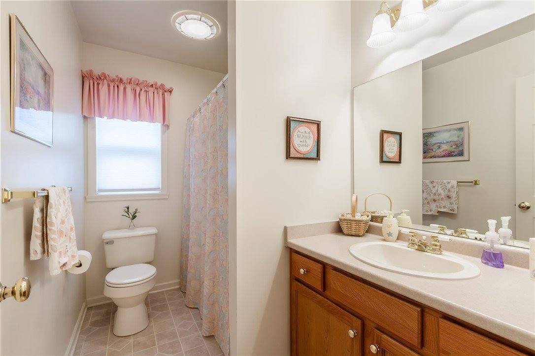 19 Winter Rdg Ridge, Ogden, NY 14559