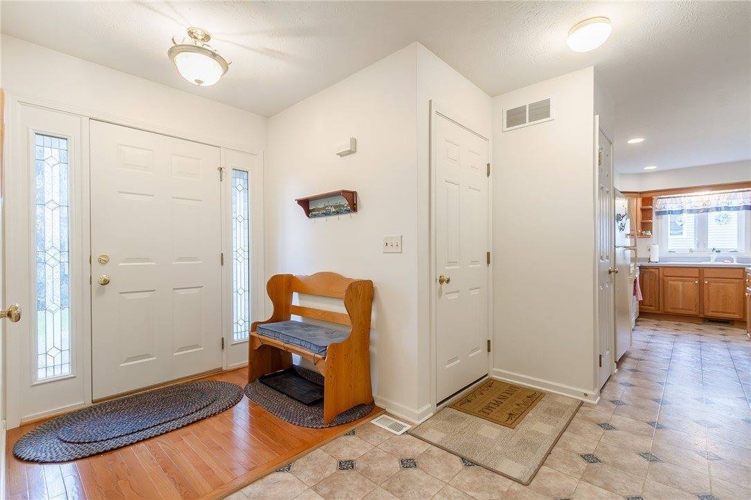 19 Winter Rdg Ridge, Ogden, NY 14559