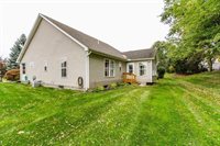 19 Winter Rdg Ridge, Ogden, NY 14559