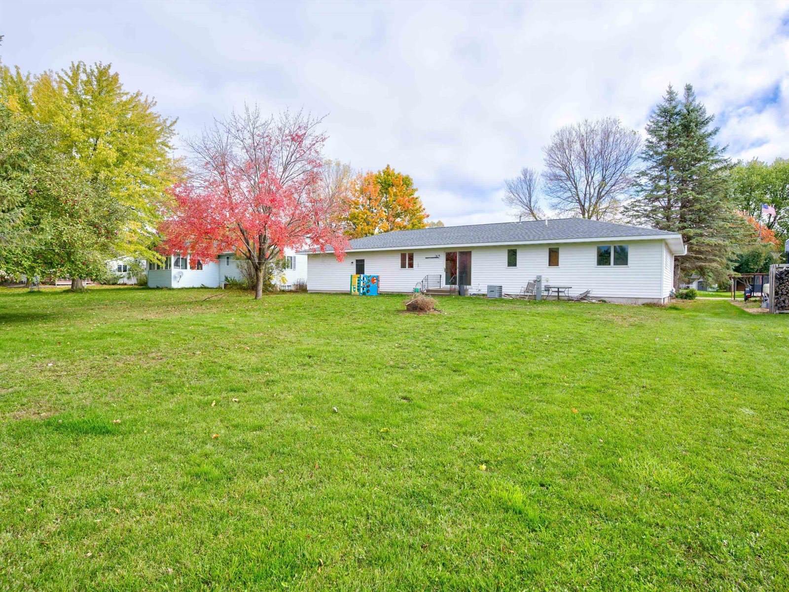 2612 S Felker Avenue, Marshfield, WI 54449