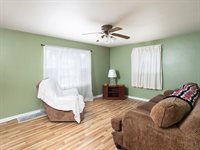 8 Martin Avenue, Johnson City, NY 13790