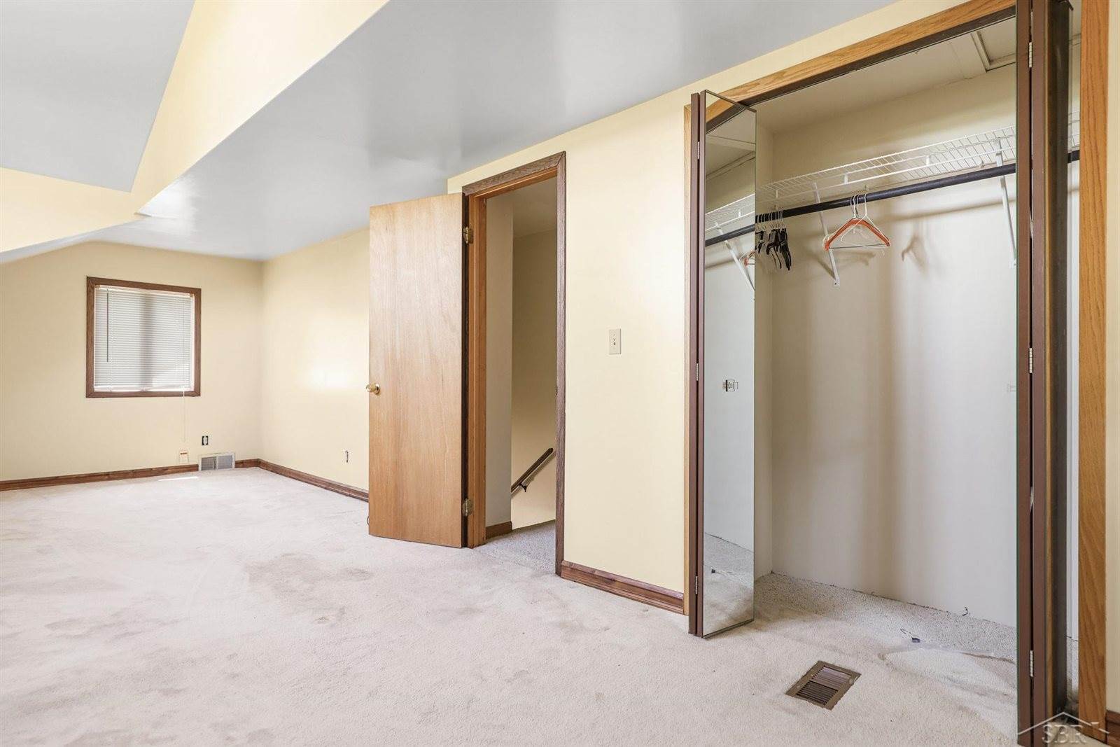 5120 East Road, Saginaw, MI 48601