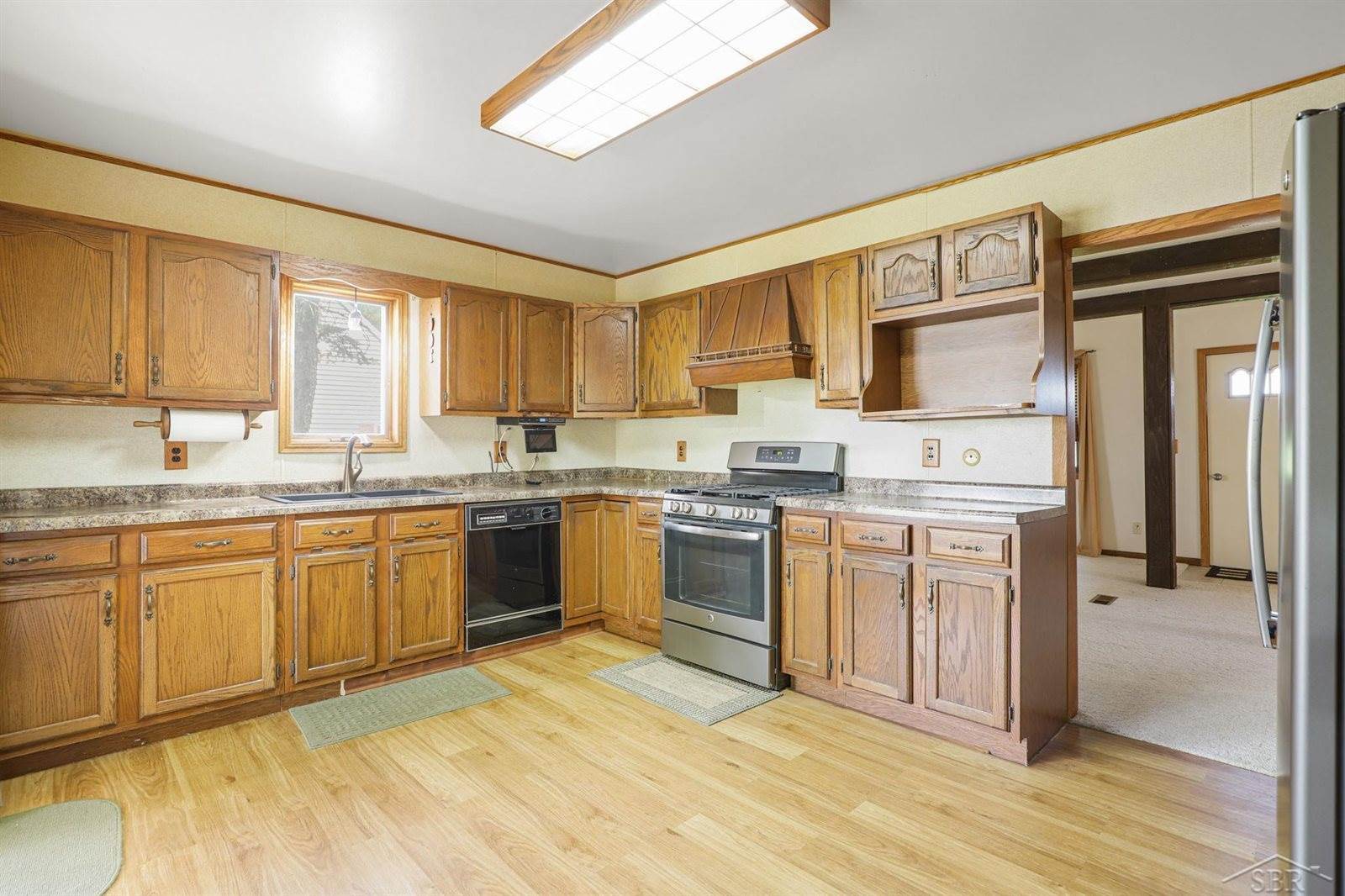 5120 East Road, Saginaw, MI 48601