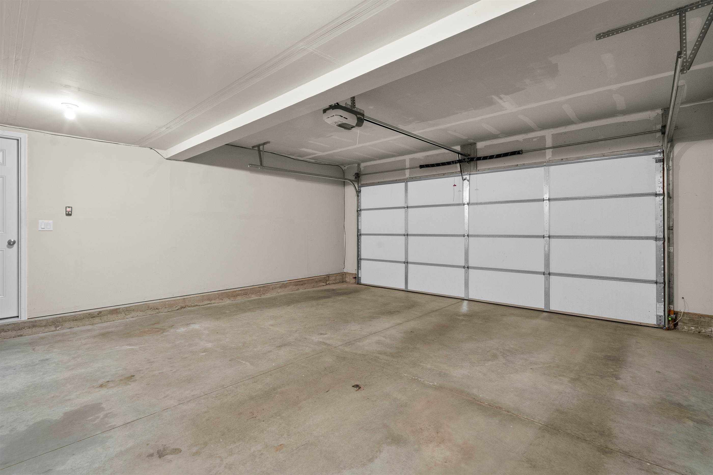 1440 Marilyn Dr, North Liberty, IA 52317