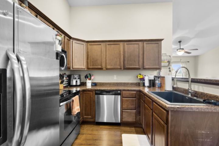 1440 Marilyn Dr, North Liberty, IA 52317