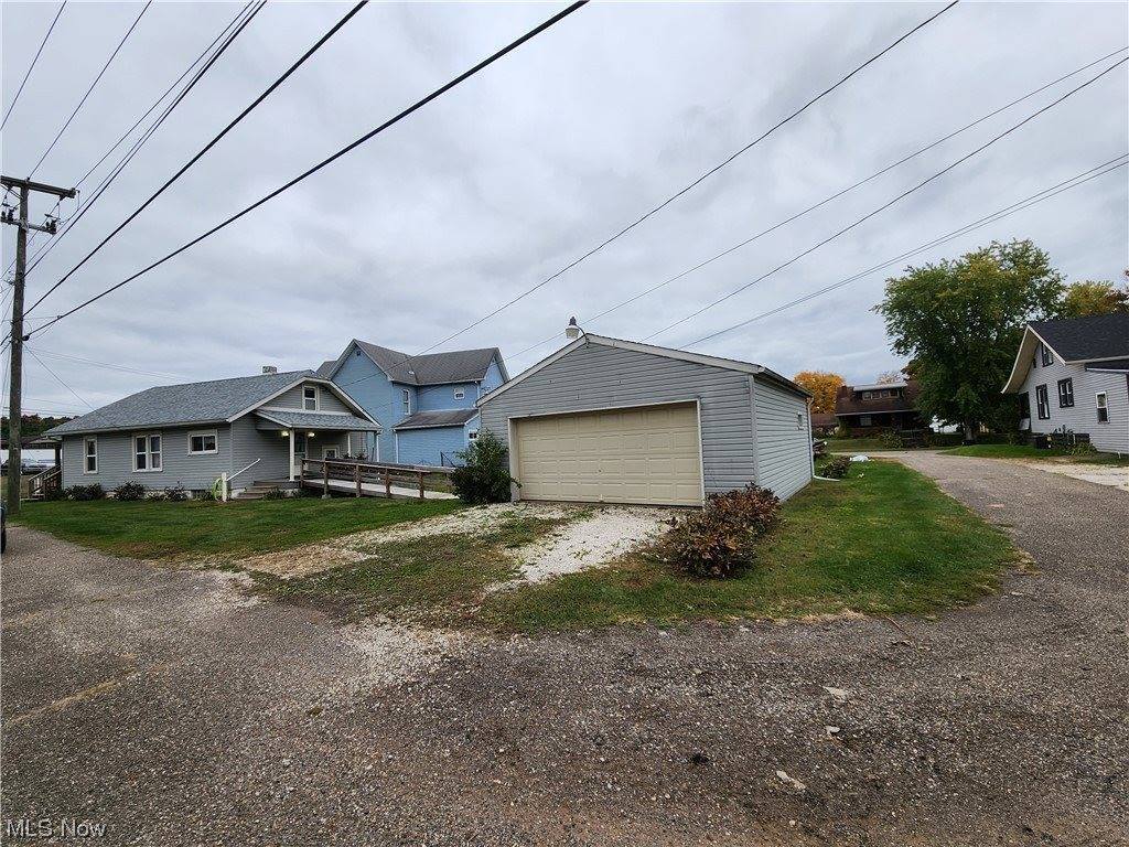 221 East State Street, Newcomerstown, OH 43832