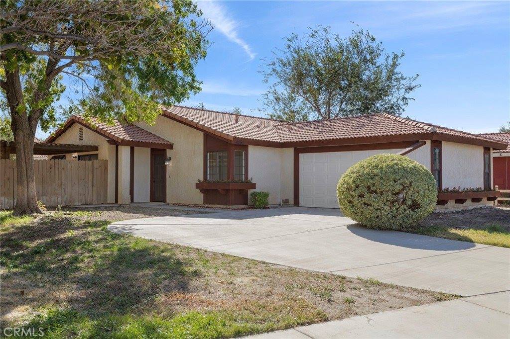 4560 Ridgewood Court, Palmdale, CA 93552