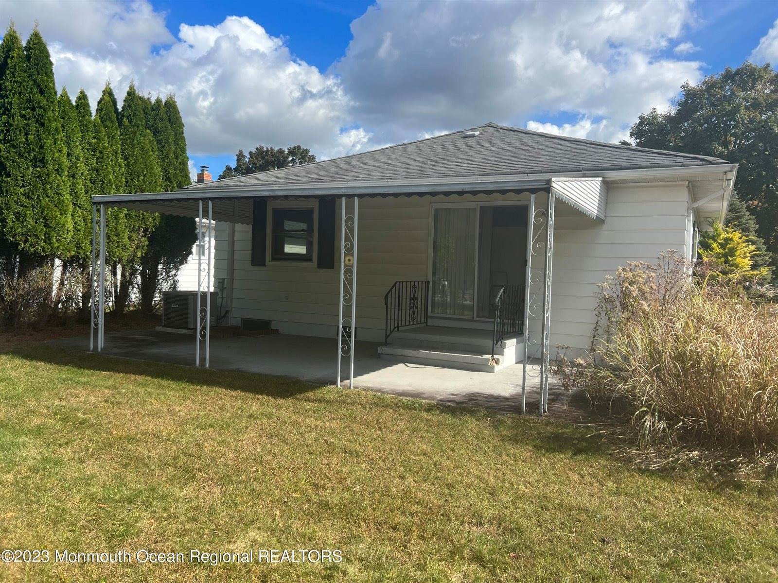 1 Dominica Drive, Toms River, NJ 08757