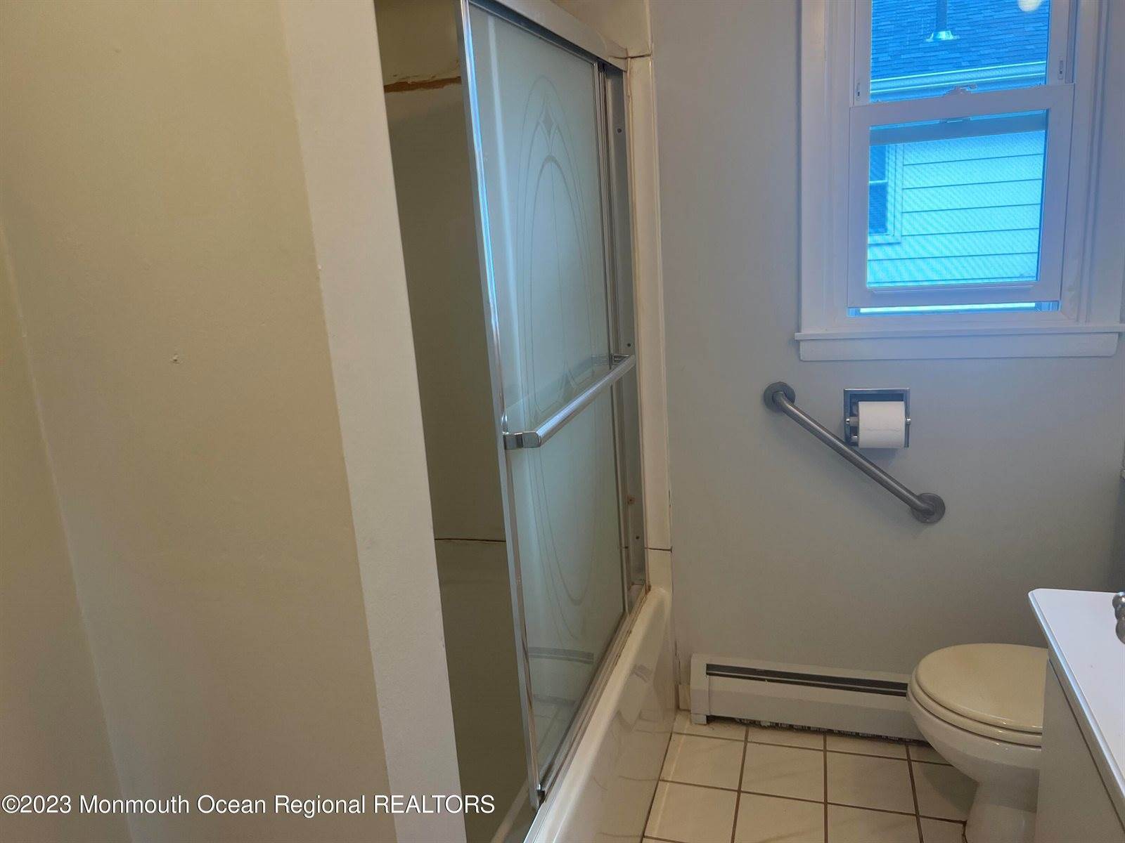 1 Dominica Drive, Toms River, NJ 08757