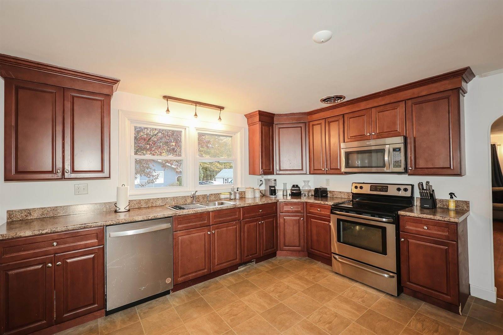 20 Al's Avenue, Allenstown, NH 03275