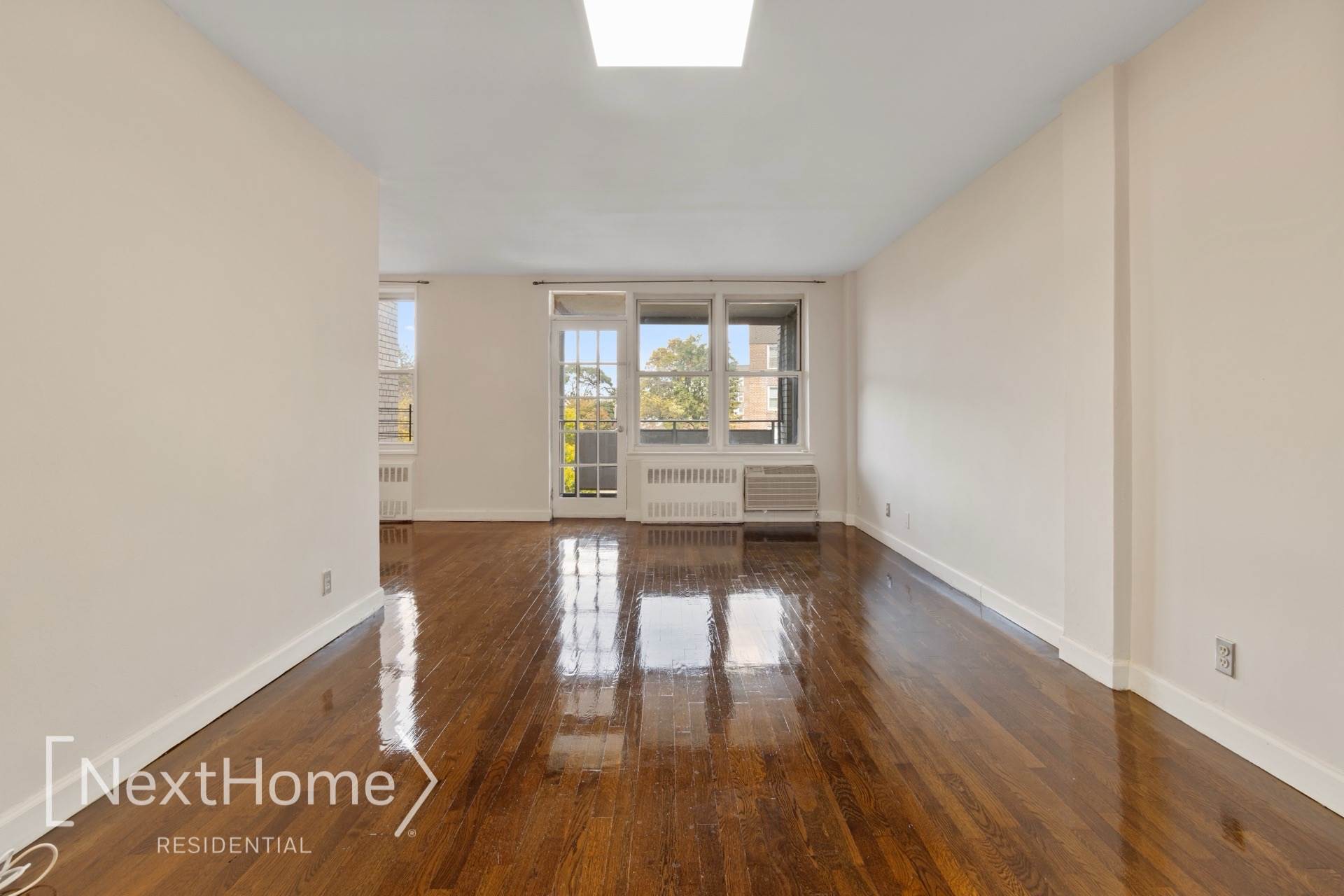 142-20 84th Drive, Briarwood, NY 11435