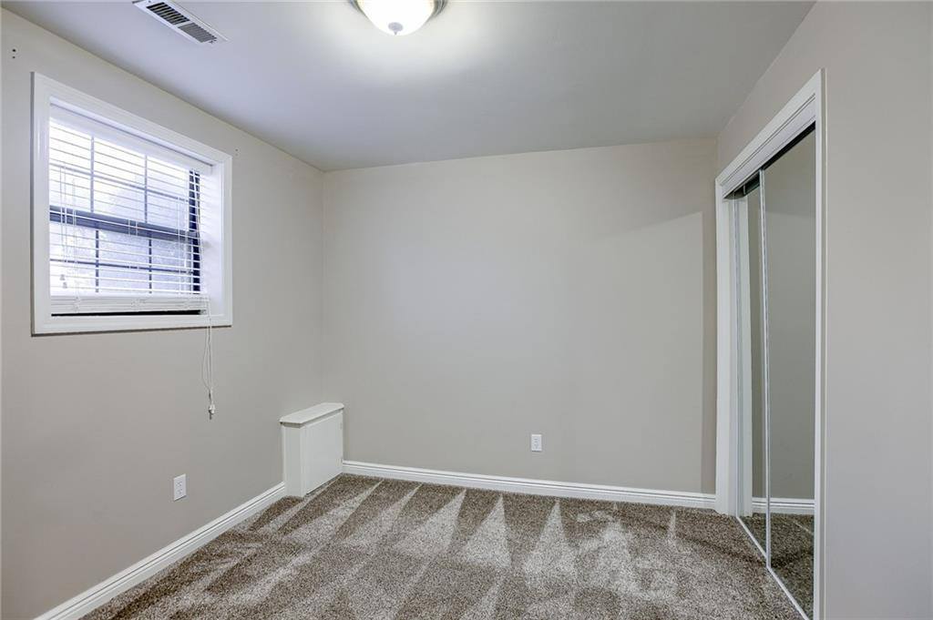 608 SE Pendleton Drive, Lee's Summit, MO 64063