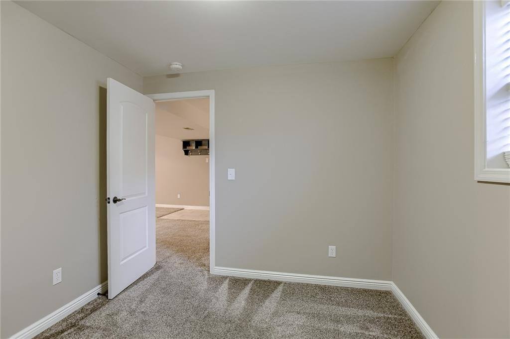 608 SE Pendleton Drive, Lee's Summit, MO 64063