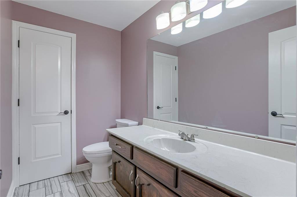 608 SE Pendleton Drive, Lee's Summit, MO 64063