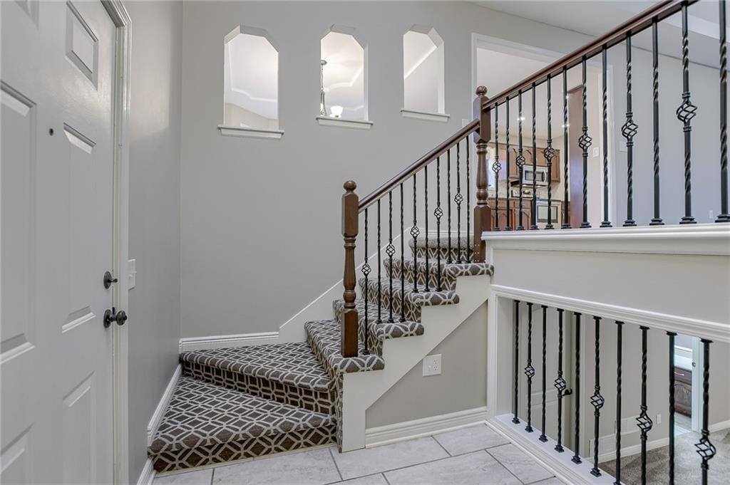 608 SE Pendleton Drive, Lee's Summit, MO 64063