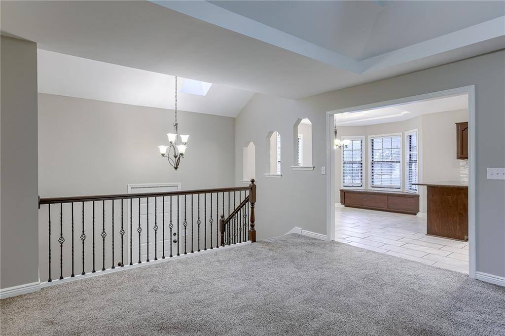 608 SE Pendleton Drive, Lee's Summit, MO 64063