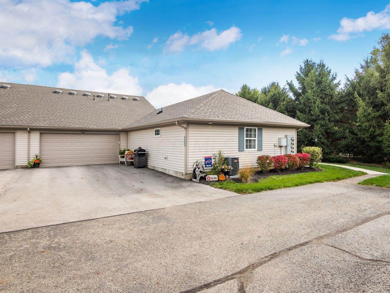 112 Pioneer Circle, Pickerington, OH 43147