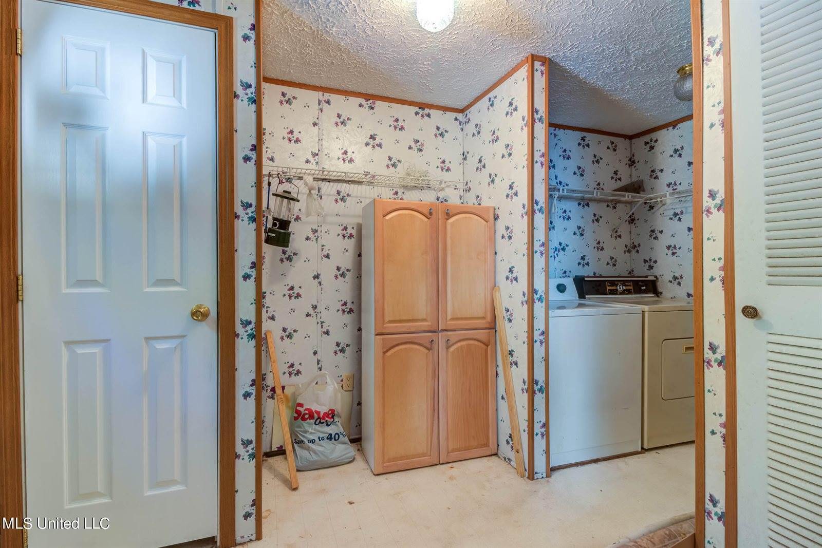 1226 Highway 49, Perkinston, MS 39573