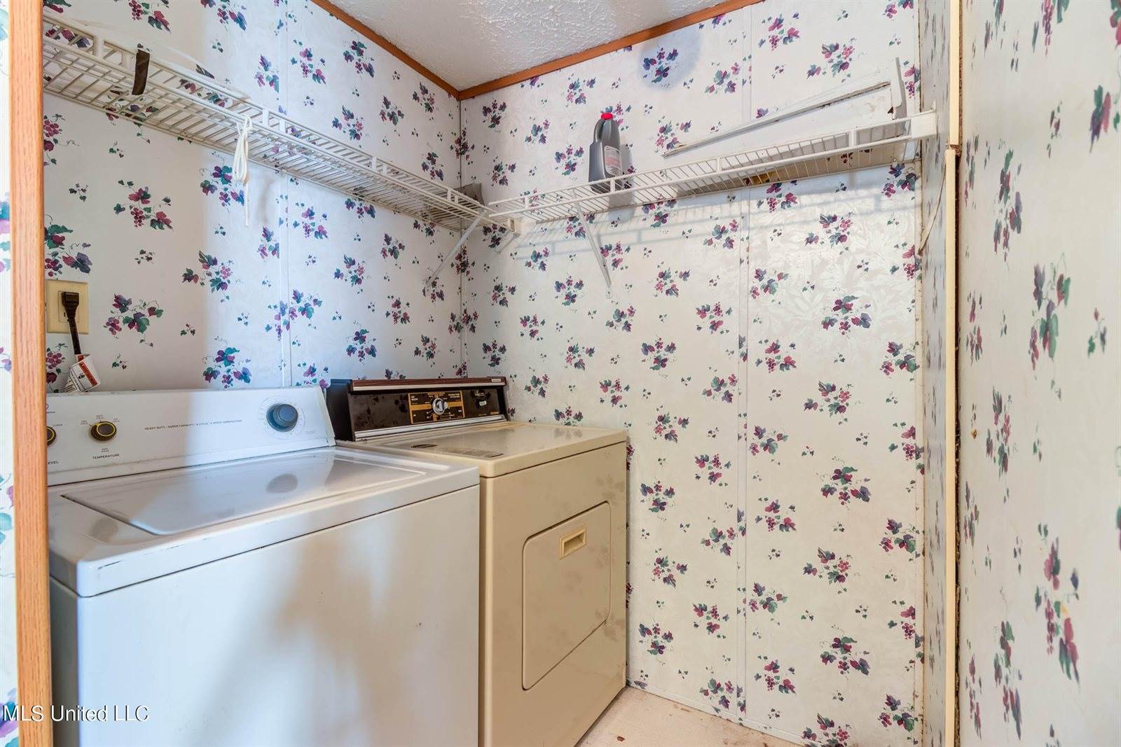 1226 Highway 49, Perkinston, MS 39573