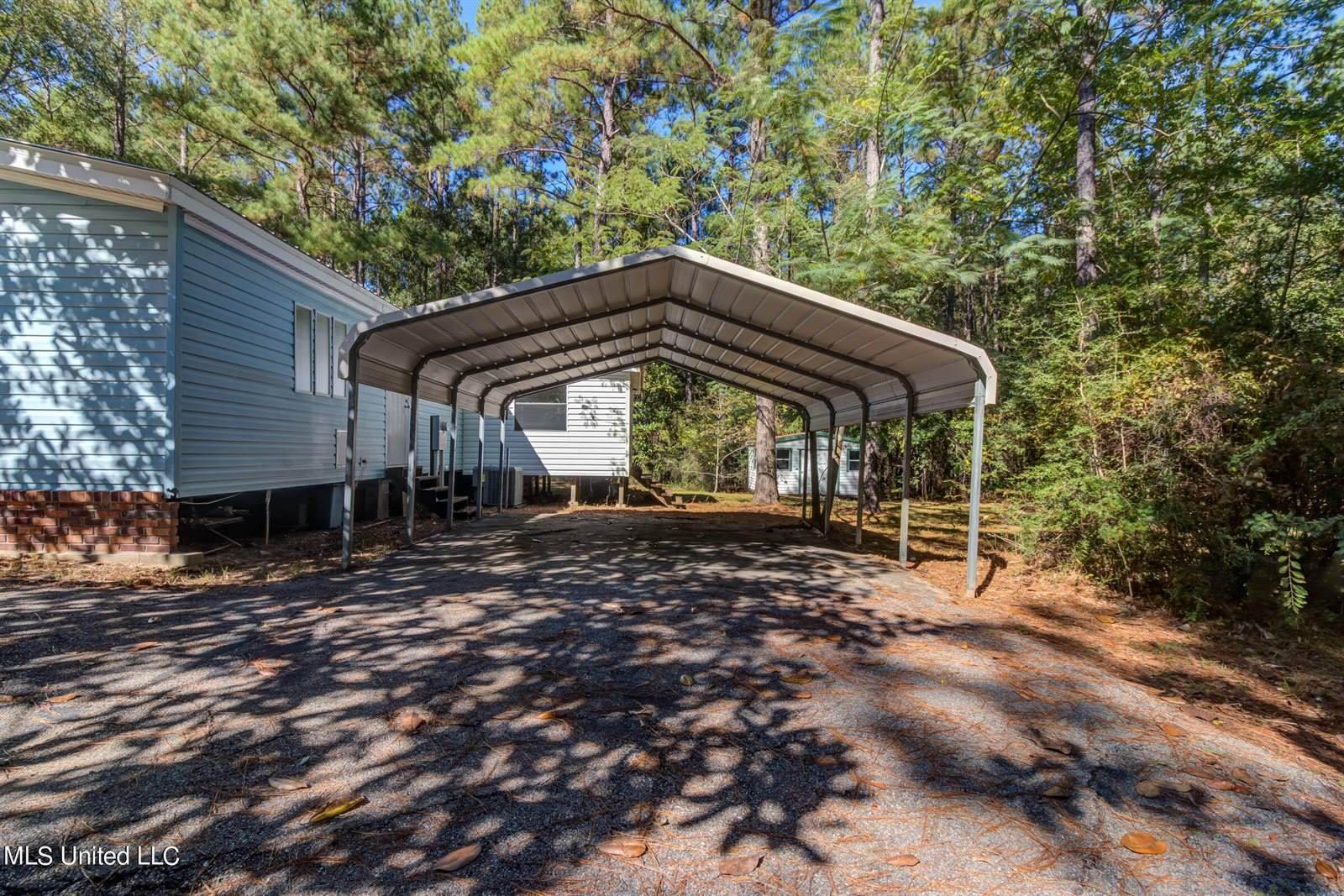 1226 Highway 49, Perkinston, MS 39573