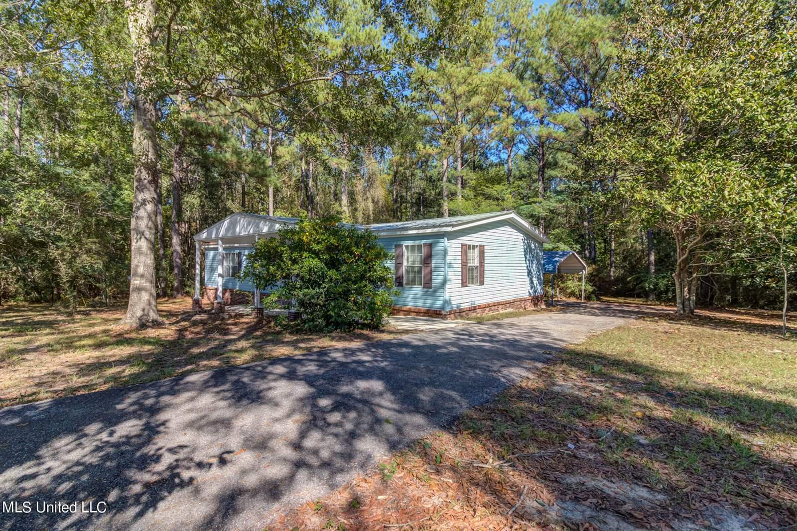 1226 Highway 49, Perkinston, MS 39573