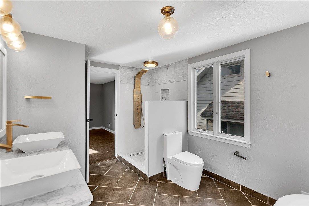 1207 Carlisle St, Natrona Hts/Harrison Township, PA 15065