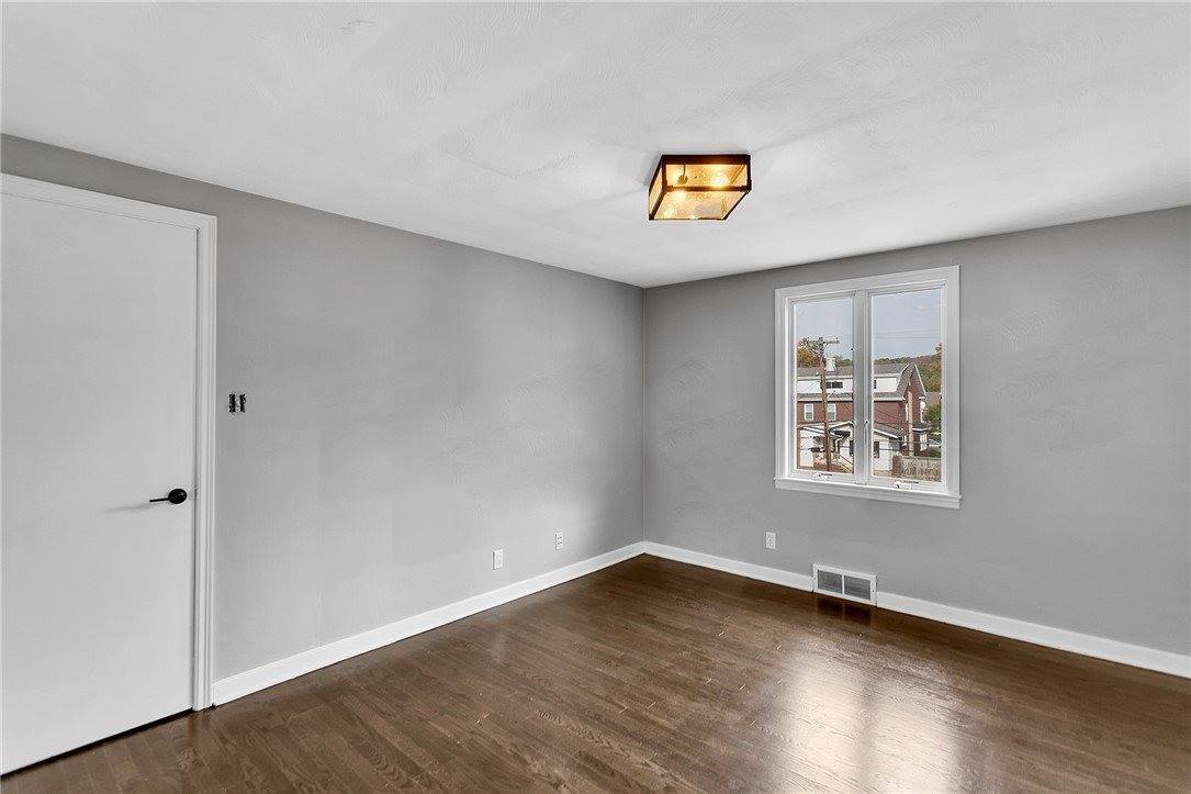 1207 Carlisle St, Natrona Hts/Harrison Township, PA 15065