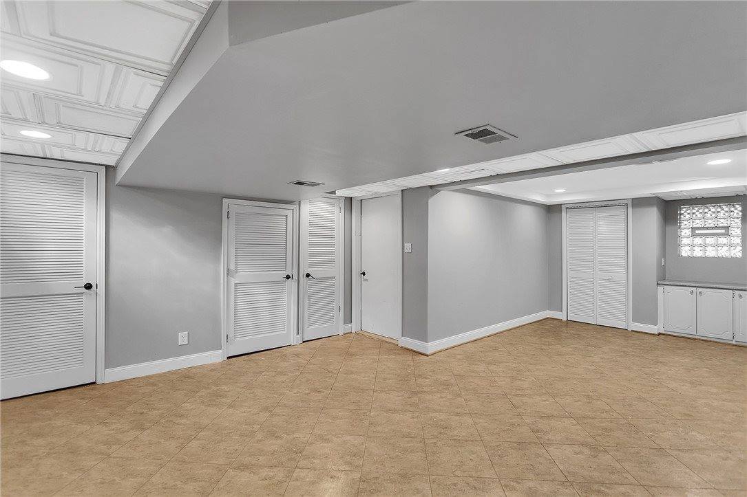 1207 Carlisle St, Natrona Hts/Harrison Township, PA 15065