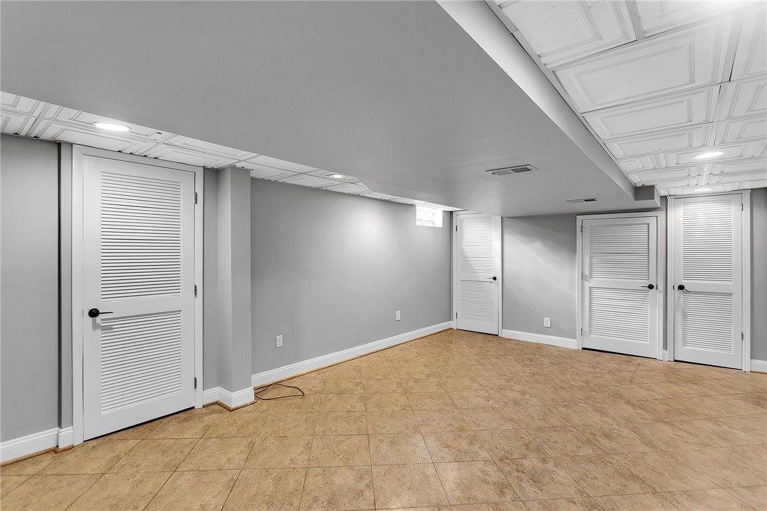 1207 Carlisle St, Natrona Hts/Harrison Township, PA 15065