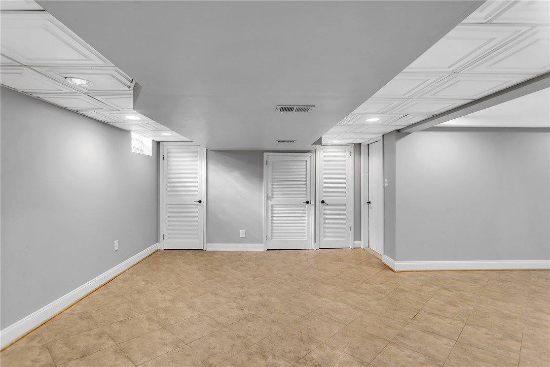 1207 Carlisle St, Natrona Hts/Harrison Township, PA 15065