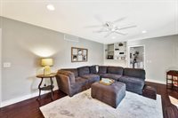 6845 E 14th St N, Wichita, KS 67206